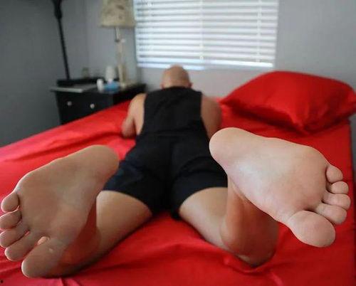 恋足在线观看视频国产,恋足在线，探索中国足部文化魅力